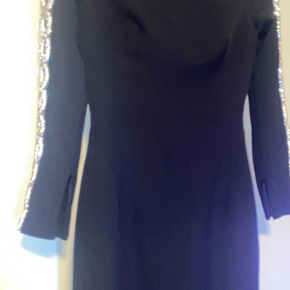 Safiyaa - Maimie embellished crepe gown - Picture 3 of 12